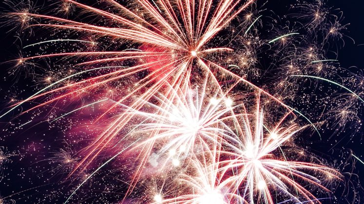 Florenville : Le Grand Feu D'artifice Gratuit Ce Soir Dans Le Centre-ville